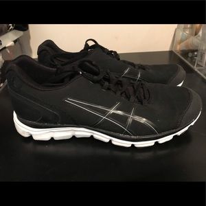 ASICS sneaker